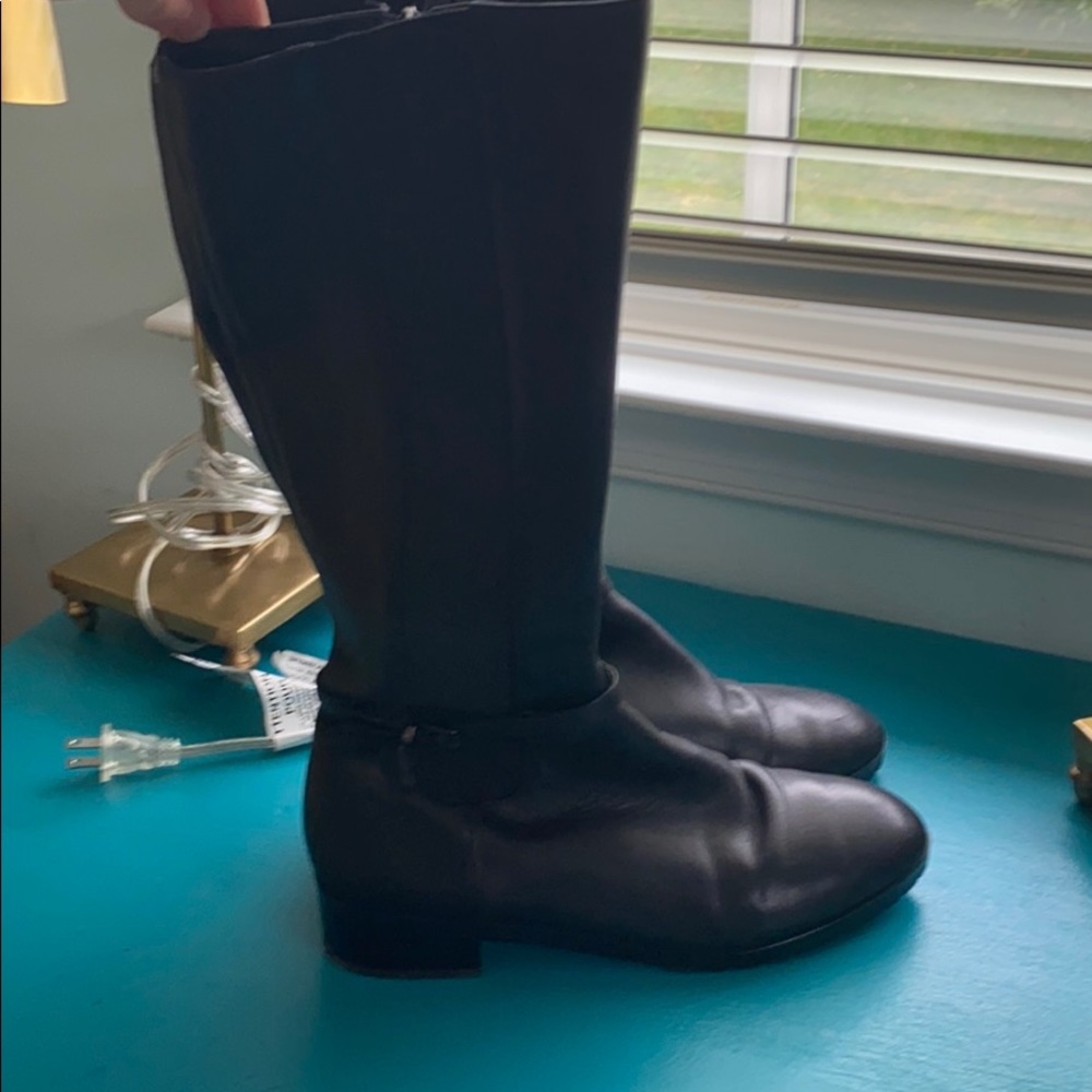 Small calf below knee black boots